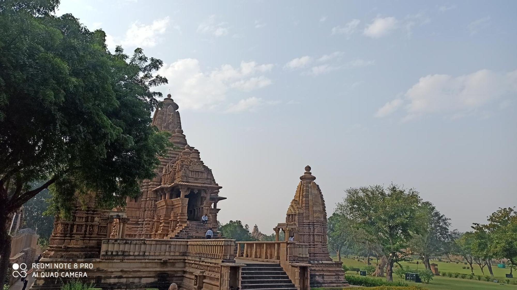 Abhiram Homestay 克久拉霍 外观 照片