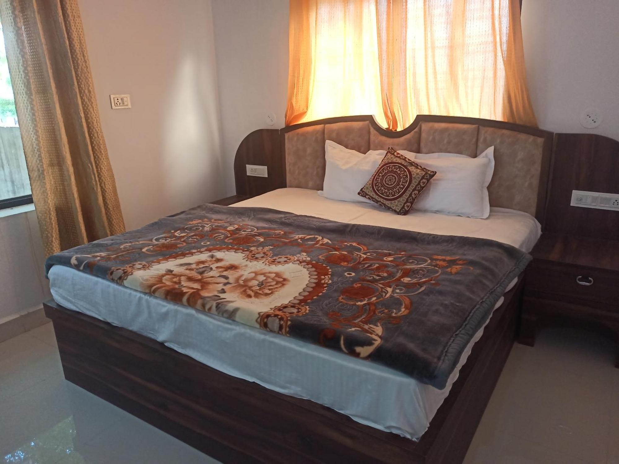 Abhiram Homestay 克久拉霍 外观 照片